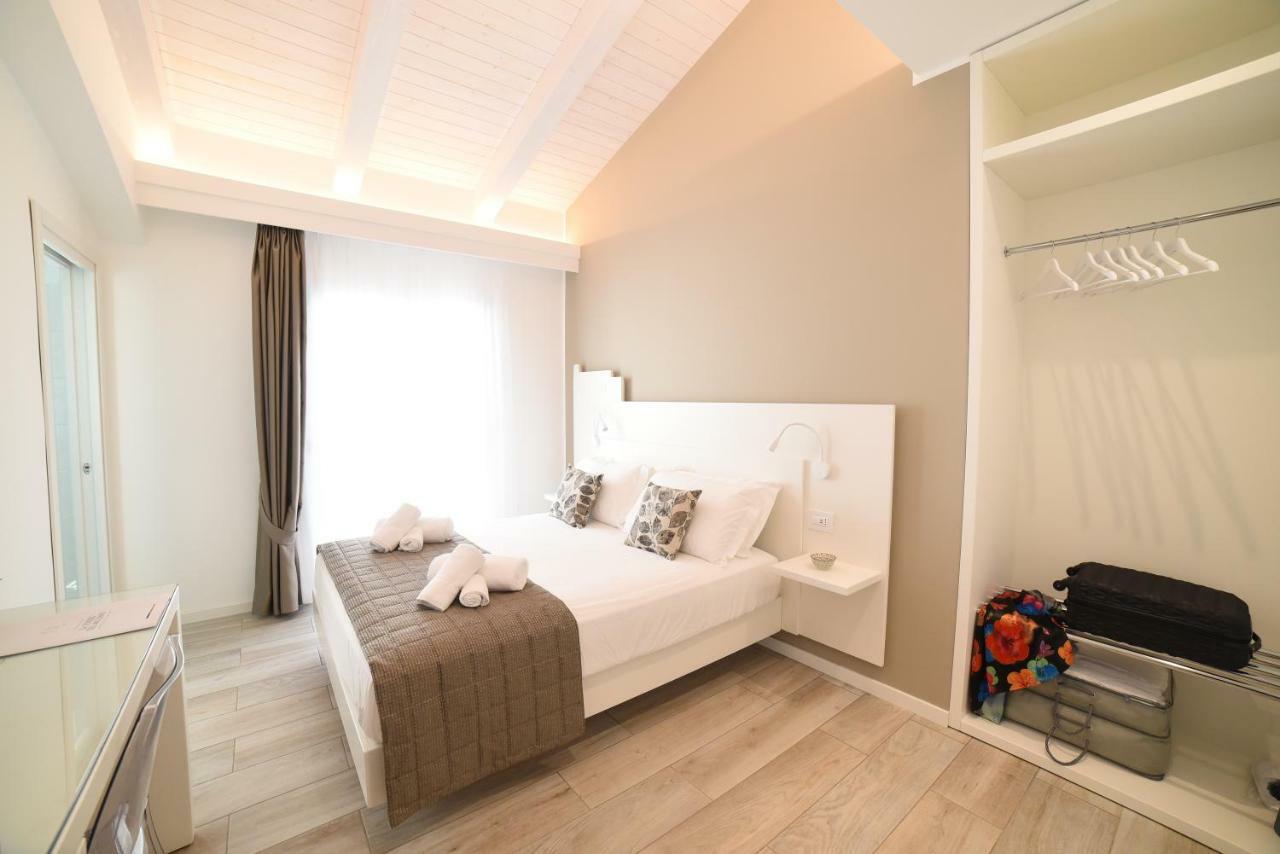 La Torre Del Mulino Hotel โตรเปอา ภายนอก รูปภาพ